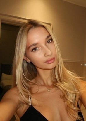 Индивидуалка Соня (21), Третьяковская, 8,000 ₽ час, Минет глубокий, Окончание на лицо, тел +7(904)659-76-36