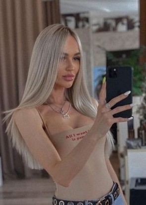 Куртизанка Эля (22), Севастопольская, 8,000 ₽ час, Минет в презервативе, Окончание на грудь, тел +7(928)204-80-20