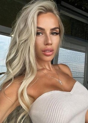Шлюха Екатерина (22), Сухаревская, 8,000 ₽ час, Стриптиз не профи, Легкая доминация, тел +7(953)392-21-58