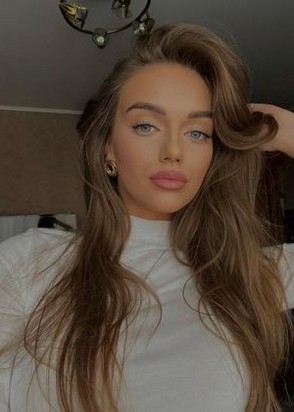 Профессионалка Ирина (24), Юго-Западная, 8,000 ₽ час, Минет в презервативе, Окончание на грудь, тел +7(902)710-75-35