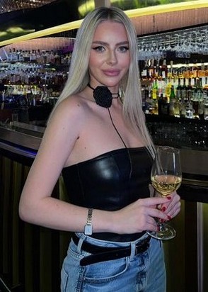 Массажистка Наташа (23), Улица академика Янгеля, 8,000 ₽ час, Секс анальный, Минет в презервативе, тел +7(929)831-39-26