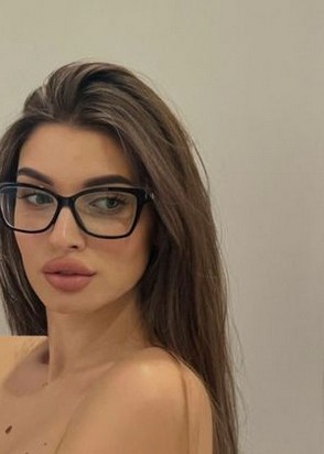 Девушка по вызову Рита (22), Пионерская, 8,000 ₽ час, Массаж расслабляющий, Массаж эротический, тел +7(919)834-62-30