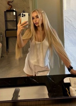 Проститутка Соня (20), Чкаловская, 8,000 ₽ час, Стриптиз не профи, Массаж классический, тел +7(901)798-94-58