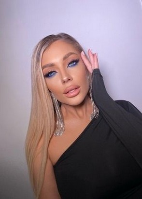 Профессионалка Милана (22), Боровицкая, 10,000 ₽ час, Стриптиз профи, Массаж профессиональный, тел +7(989)426-83-82