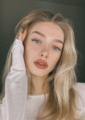 Жрица любви Мила (22), Севастопольская, 8,000 ₽ час, Секс анальный, Массаж профессиональный, тел +7(929)602-43-24