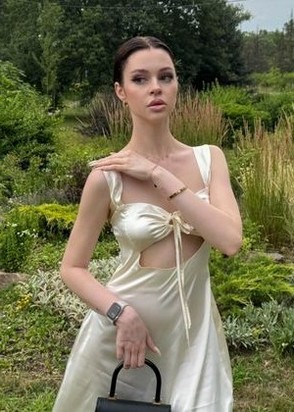 Проститутка Эля (22), Шаболовская, 8,000 ₽ час, Массаж профессиональный, Массаж эротический, тел +7(908)731-24-04