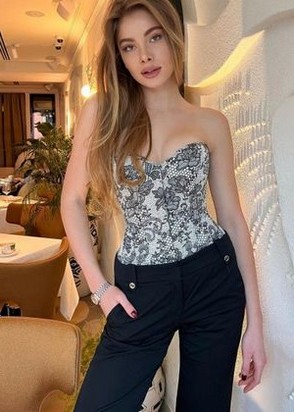 Индивидуалка Эля (22), Медведково, 8,000 ₽ час, Окончание на лицо, Легкая доминация, тел +7(988)370-31-95