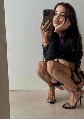 Путана Адель (23), Пионерская, Стриптиз не профи, Массаж профессиональный, тел +7(917)038-24-83