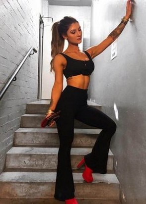 Куртизанка Афина (22), Марьино, Стриптиз профи, Легкая доминация, тел +7(900)740-17-81