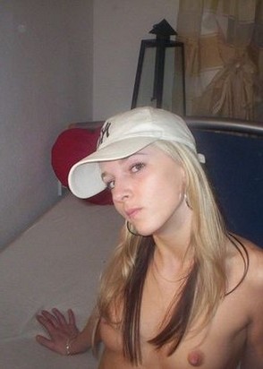 Эскортница Миена (22), Новокосино, 4,000 ₽ час, Окончание на грудь, Массаж расслабляющий, тел +7(952)348-46-80