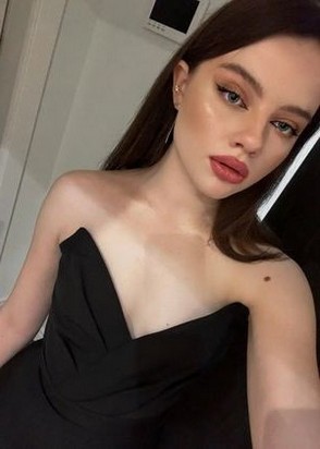 Ночная бабочка Мартина (23), Шаболовская, 10,000 ₽ час, Минет без резинки, Окончание на грудь, тел +7(900)561-68-92