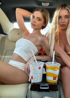 Эскортница Алина Кристина (26), Смоленская, 15,000 ₽ час, Минет без резинки, Массаж эротический, тел +7(978)368-89-18