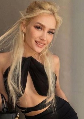 Девушка по вызову Анастасия (23), Технопарк, 10,000 ₽ час, Минет в презервативе, Массаж классический, тел +7(999)958-49-39