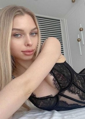 Профессионалка Дива (24), Севастопольская, 10,000 ₽ час, Минет без резинки, Окончание на грудь, тел +7(995)359-05-97