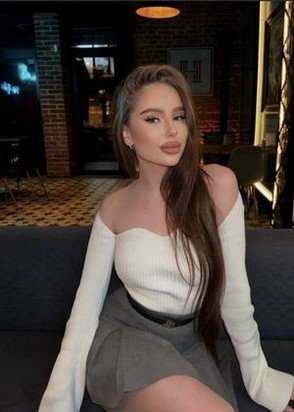 Массажистка Алина (23), Чкаловская, Минет глубокий, Массаж классический, тел +7(989)715-29-87