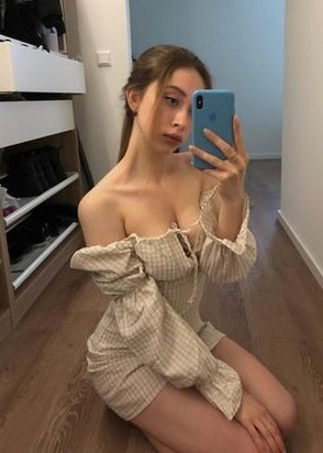 Путана Соня (24), Фрунзенская, 3,000 ₽ час, Минет глубокий, Окончание на грудь, тел +7(904)832-30-08