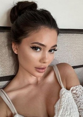 Массажистка Эля (22), Выставочный Центр, 8,000 ₽ час, Окончание на грудь, Массаж профессиональный, тел +7(921)132-20-83