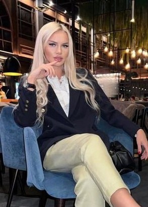 Девушка по вызову Полина (26), Фрунзенская, 10,000 ₽ час, Окончание в рот, Массаж расслабляющий, тел +7(900)910-02-97