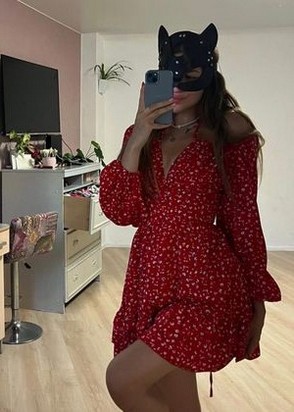 Шлюха Лиса (20), Студенческая, 8,000 ₽ час, Минет в презервативе, Массаж эротический, тел +7(937)698-67-37