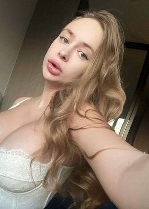 Проститутка Анечка (22), Чеховская, 8,000 ₽ час, Окончание на грудь, Массаж профессиональный, тел +7(900)027-01-06