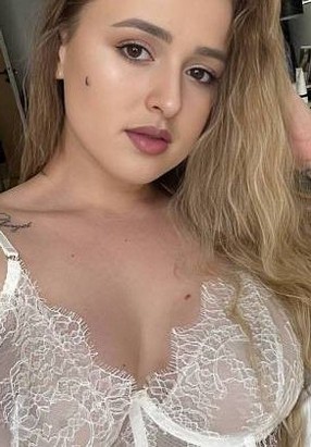 Массажистка Анна Выезд есть (23), Тургеневская, 4,000 ₽ час, Минет глубокий, Окончание в рот, тел +7(995)148-42-28