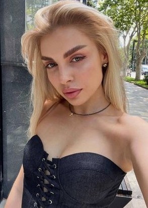 Жрица любви Эля (22), Таганская, 8,000 ₽ час, Минет глубокий, Массаж расслабляющий, тел +7(901)354-62-83