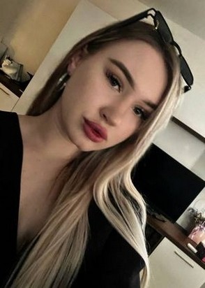 Массажистка Ника (23), Цветной бульвар, 8,000 ₽ час, Минет в презервативе, Фетиш, тел +7(900)840-15-25