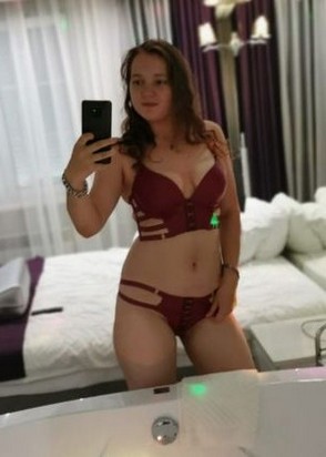 Куртизанка Кошечка Кира (22), Пионерская, 8,000 ₽ час, Минет глубокий, Стриптиз не профи, тел +7(908)871-94-95