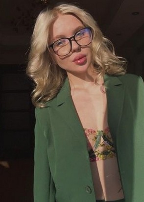 Индивидуалка Настя (22), Шаболовская, 10,000 ₽ час, Минет без резинки, Минет глубокий, тел +7(902)201-43-62