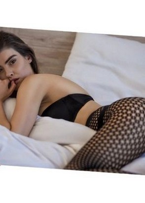 Массажистка Алена (22), Смоленская, 3,000 ₽ час, Минет в презервативе, Минет в машине, тел +7(978)841-01-23