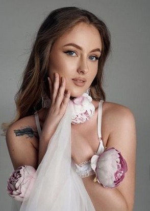 Содержанка Мила (27), Авиамоторная, 30,000 ₽ час, Минет глубокий, Массаж классический, тел +7(927)428-90-94
