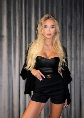 Жрица любви Агнесса (24), Севастопольская, 10,000 ₽ час, Игрушки, Массаж расслабляющий, тел +7(928)641-87-17