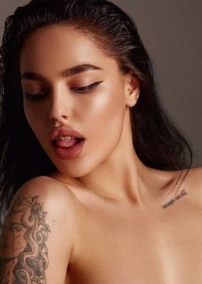 Проститутка Ангелина (24), Севастопольская, 10,000 ₽ час, Окончание на грудь, Массаж расслабляющий, тел +7(931)164-92-03