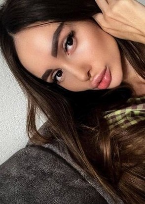 Жрица любви Эмма (25), Студенческая, 10,000 ₽ час, Стриптиз не профи, Массаж расслабляющий, тел +7(951)471-39-05