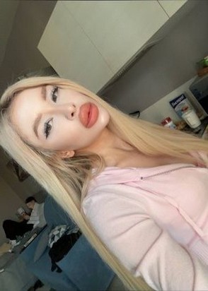 Проститутка Карина савеловская (20), Фонвизинская, 10,000 ₽ час, Секс классический, Минет в презервативе, тел +7(988)024-38-64