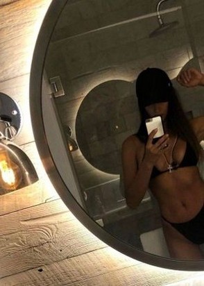 Содержанка Кира (23), Смоленская, 15,000 ₽ час, Окончание в рот, Копро вам (мужчине), тел +7(995)593-85-16