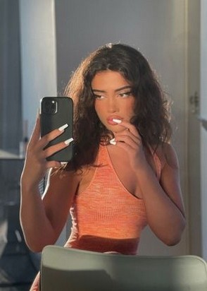 Эскортница Юля (24), Деловой центр, 5,000 ₽ час, Минет глубокий, Массаж расслабляющий, тел +7(996)581-79-14
