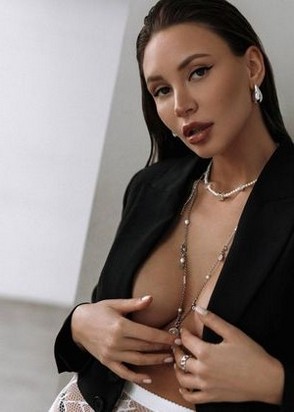 Куртизанка Маша (22), Таганская, 15,000 ₽ час, Минет без резинки, Массаж классический, тел +7(900)129-45-12