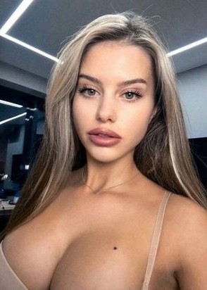 Девушка по вызову Настя (25), Тургеневская, 10,000 ₽ час, Окончание на лицо, Массаж расслабляющий, тел +7(902)935-46-93