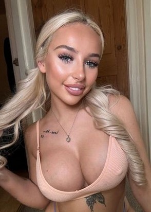 Девушка по вызову Адель (24), Планерная, 8,000 ₽ час, Игры, Легкая доминация, тел +7(996)390-54-86