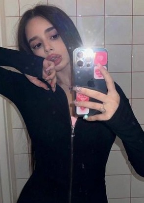 Содержанка Лана (22), Молодежная, Окончание в рот, Стриптиз не профи, тел +7(938)539-95-06