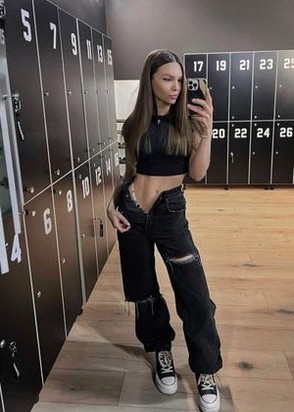 Индивидуалка Алеся (24), Фонвизинская, 3,500 ₽ час, Минет в презервативе, Окончание в рот, тел +7(917)410-86-70