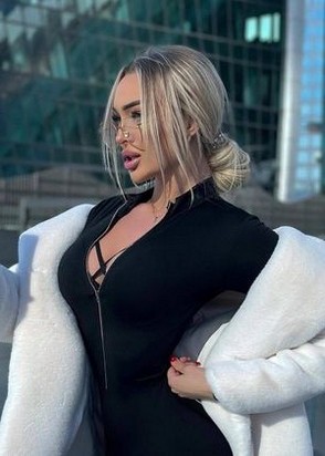 Проститутка Лика (22), Шелепиха, 9,000 ₽ час, Минет глубокий, Окончание на лицо, тел +7(950)901-87-86