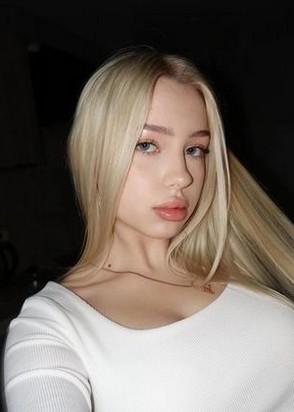 Содержанка Таня (21), Планерная, 12,000 ₽ час, Игрушки, Минет в презервативе, тел +7(952)162-69-74