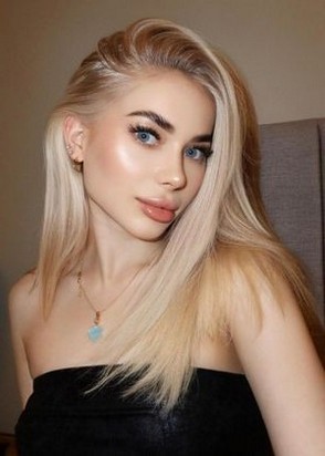 Шлюха Настя (22), Щелковская, 10,000 ₽ час, Массаж классический, Легкая доминация, тел +7(901)860-21-31