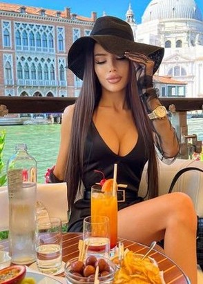 Ночная бабочка Эвелина (23), 10,000 ₽ час, Массаж классический, Массаж эротический, тел +7(999)460-93-13