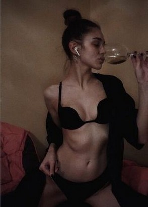 Массажистка Анита (26), Смоленская, 8,000 ₽ час, Секс классический, Массаж расслабляющий, тел +7(900)451-98-41