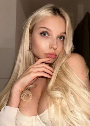 Содержанка Соня (21), Фонвизинская, 8,000 ₽ час, Стриптиз не профи, Фетиш, тел +7(953)763-07-56