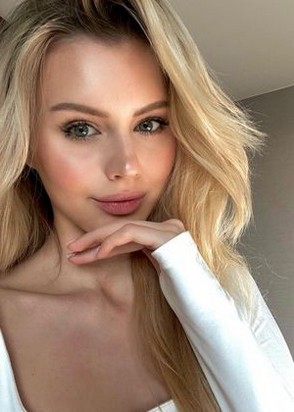 Профессионалка Соня (21), Смоленская, 8,000 ₽ час, Массаж урологический, Легкая доминация, тел +7(989)930-34-48
