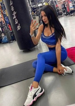 Проститутка Иззи (24), Беляево, 10,000 ₽ час, Игрушки, Минет глубокий, тел +7(989)129-79-70
